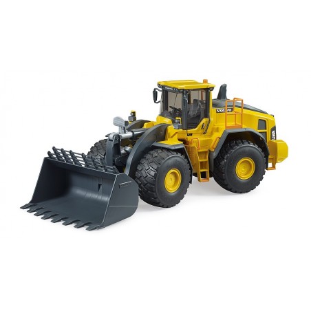 CARGADORA CON PALA VOLVO L260H BRUDER - SUMINISTROS CAMARA