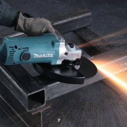 AMOLADORA ANGULAR GA9050R MAKITA - SUMINISTROS CÁMARA